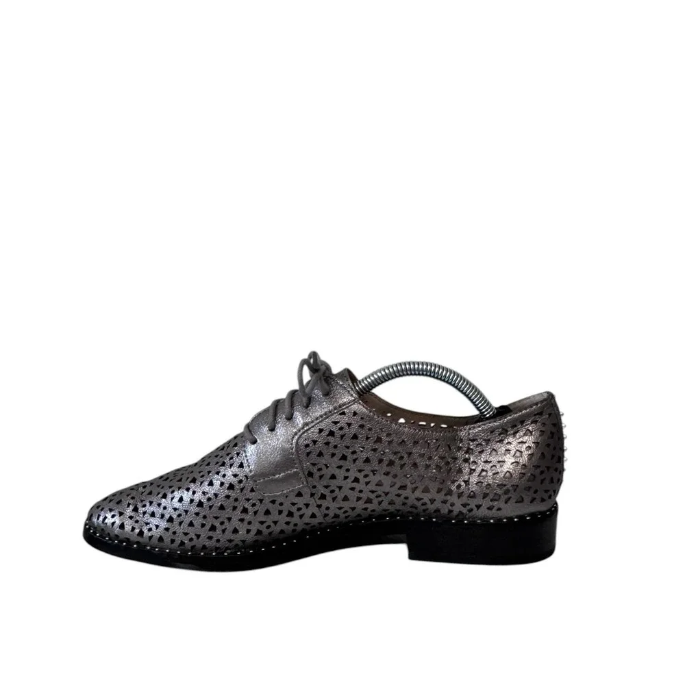 Vince Camuto Metallic Pewter Perforated Leather Studded Oxfords Shoes Womens
